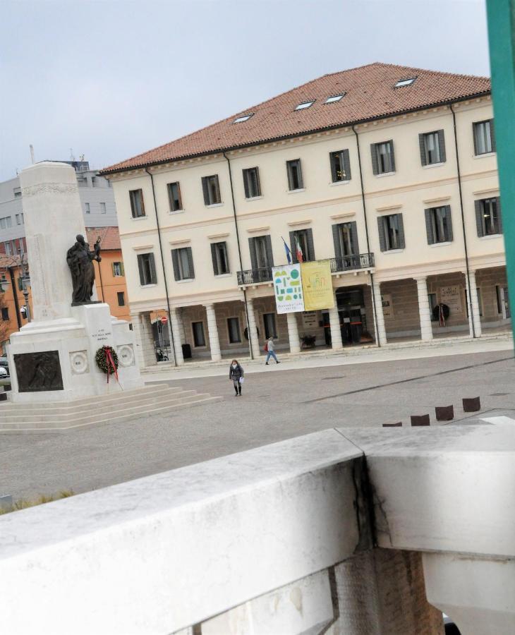 Nazionale Camere Montebelluna Eksteriør bilde